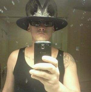 Meet your Posher, Aaron